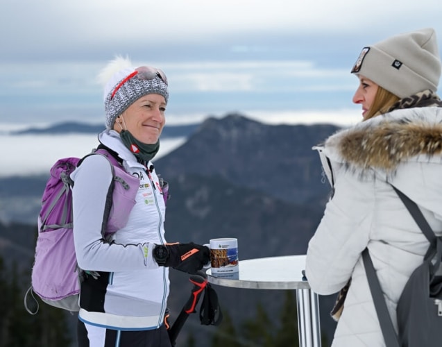 Yvonne Marzinke am Zwölfernhorn beim Interview