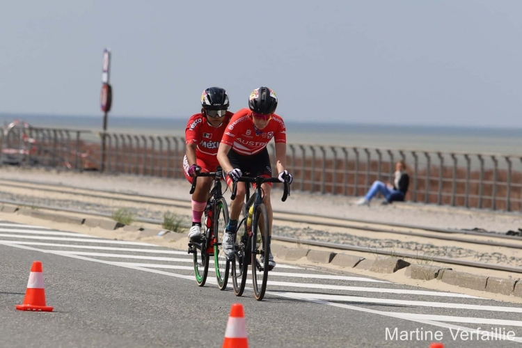 Yvonne Marzinke beim UCI Worldcup Ostende, Belgien